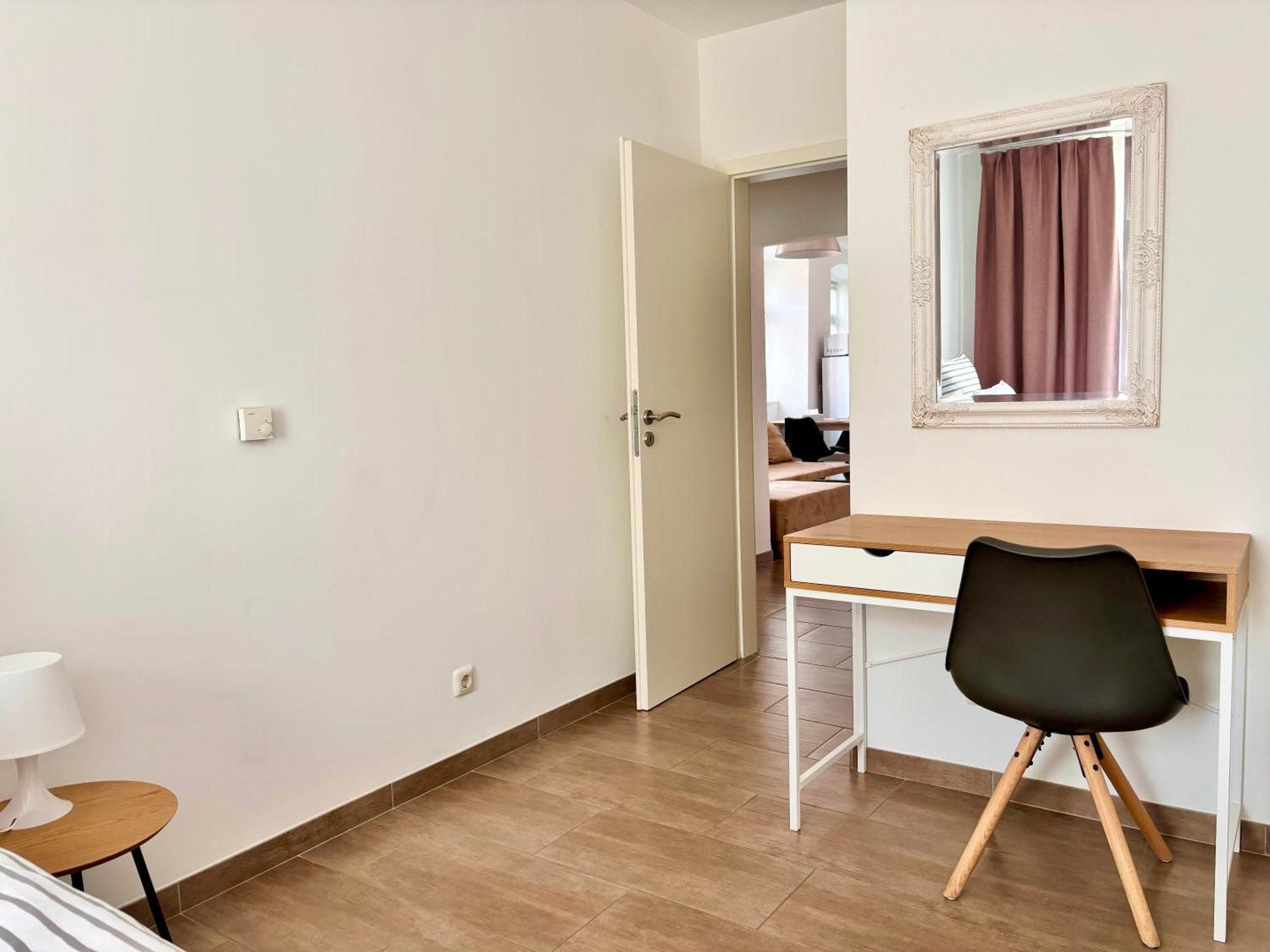 Spacious Family In Apartment